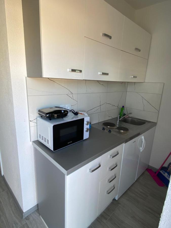 Apartmani Anita 스타리그라드 파클레니차 외부 사진