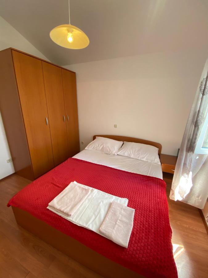 Apartmani Anita 스타리그라드 파클레니차 외부 사진