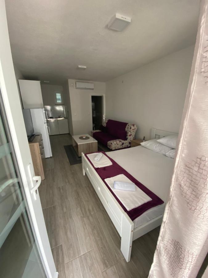 Apartmani Anita 스타리그라드 파클레니차 외부 사진