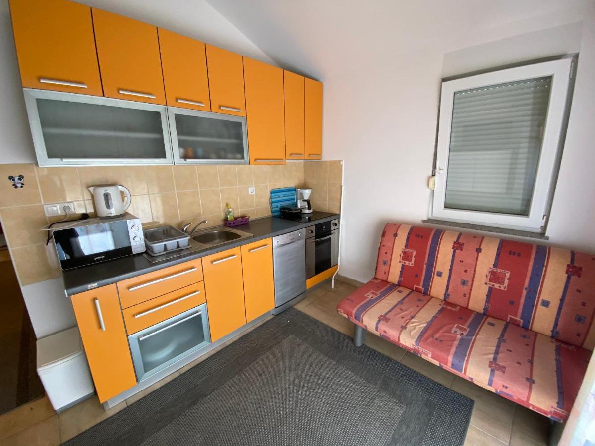 Apartmani Anita 스타리그라드 파클레니차 외부 사진