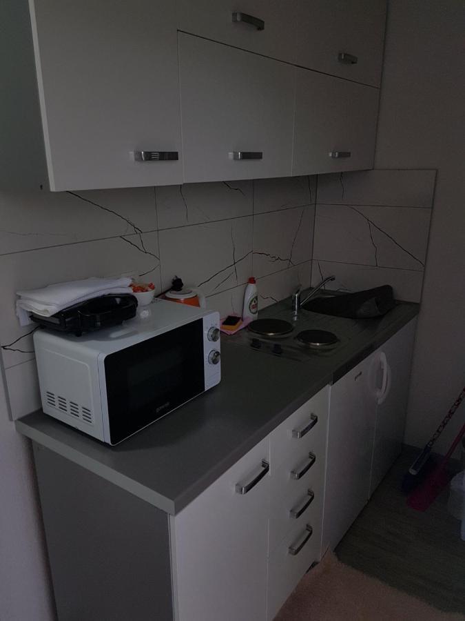 Apartmani Anita 스타리그라드 파클레니차 외부 사진