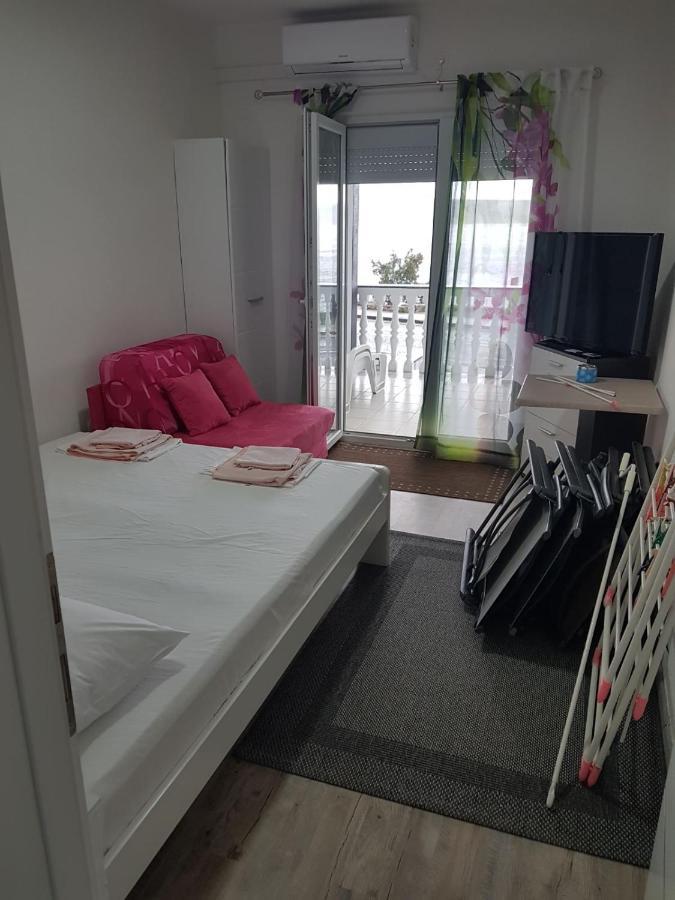 Apartmani Anita 스타리그라드 파클레니차 외부 사진